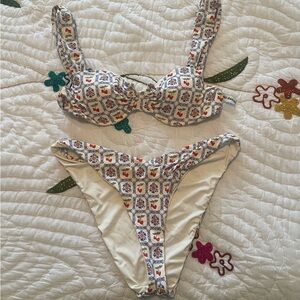 Dippin Daisys 
Palermo Print bikini set